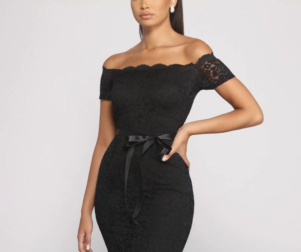 Paige Formal Off-The-Shoulder Scalloped Lace Dress - Image 7