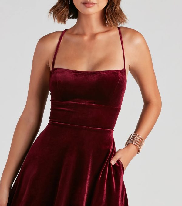 Liliane Velvet Lace-Up Party Dress - Image 3