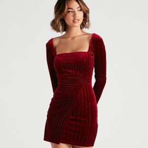 Katrina Velvet Long Sleeve Dress