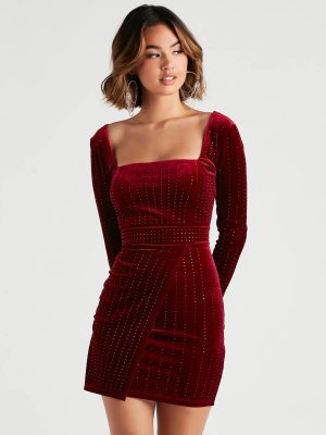 Katrina Velvet Long Sleeve Dress