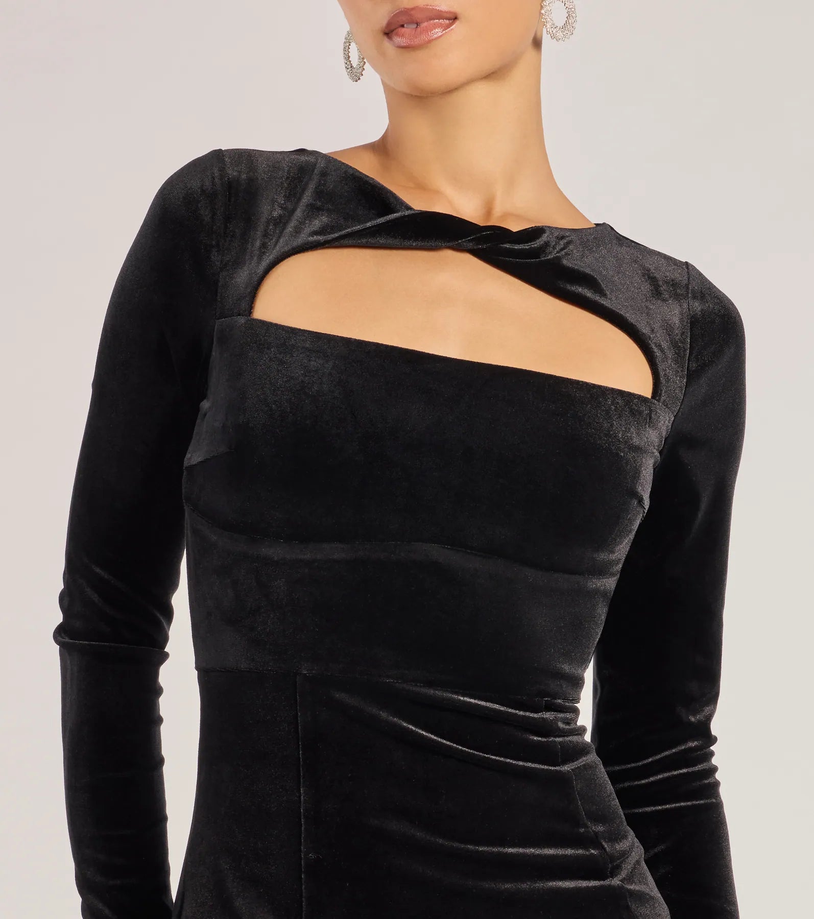 Adina Velvet Long Sleeve Open Back Mini Dress - Image 4
