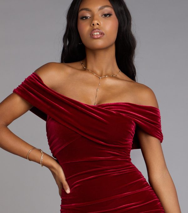 Gemma Velvet Off-The-Shoulder Mermaid Dress - Image 3