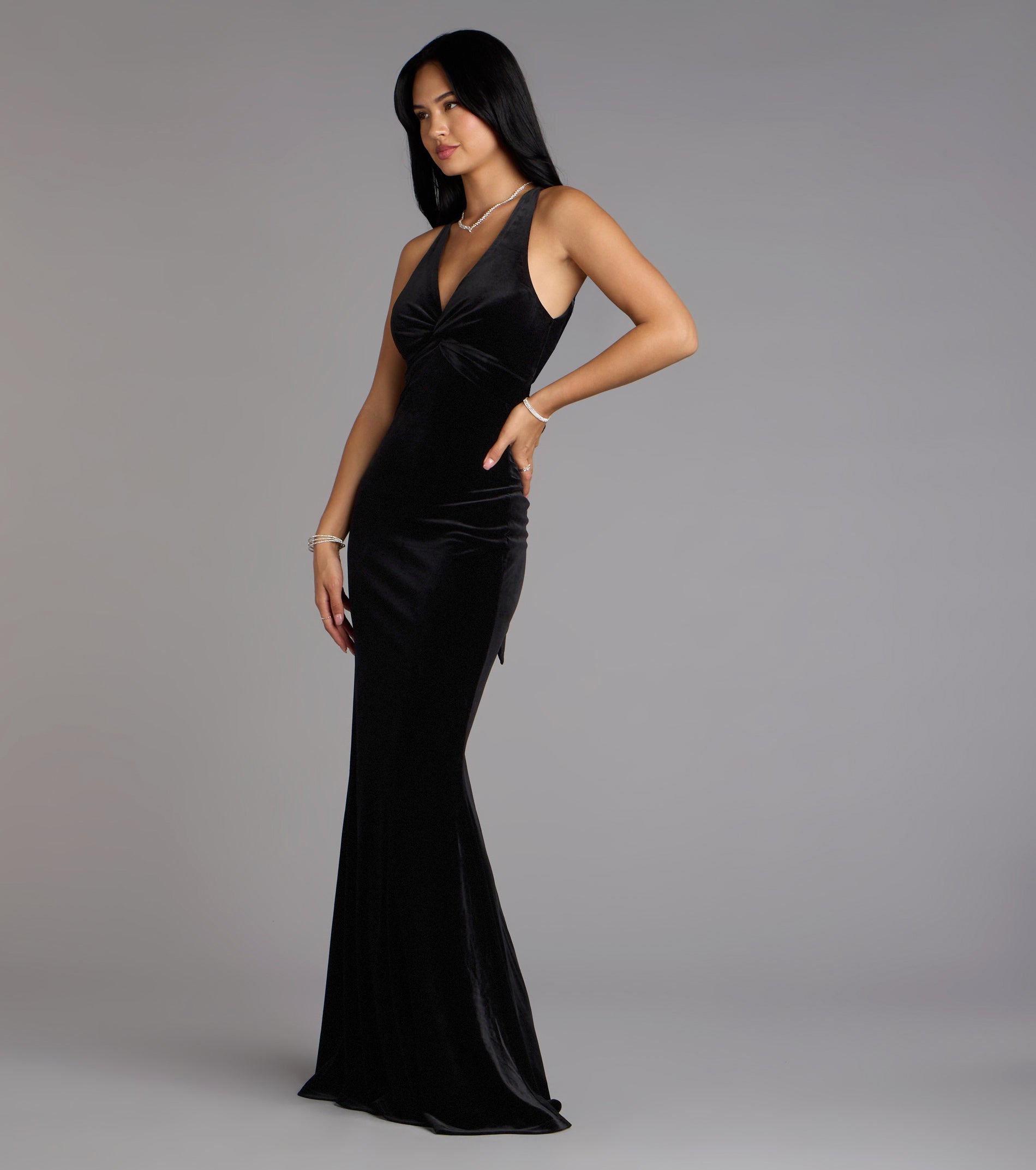 Vivienne Velvet Tie-Back Formal Dress - Image 4