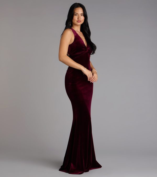 Vivienne Velvet Tie-Back Formal Dress - Image 6