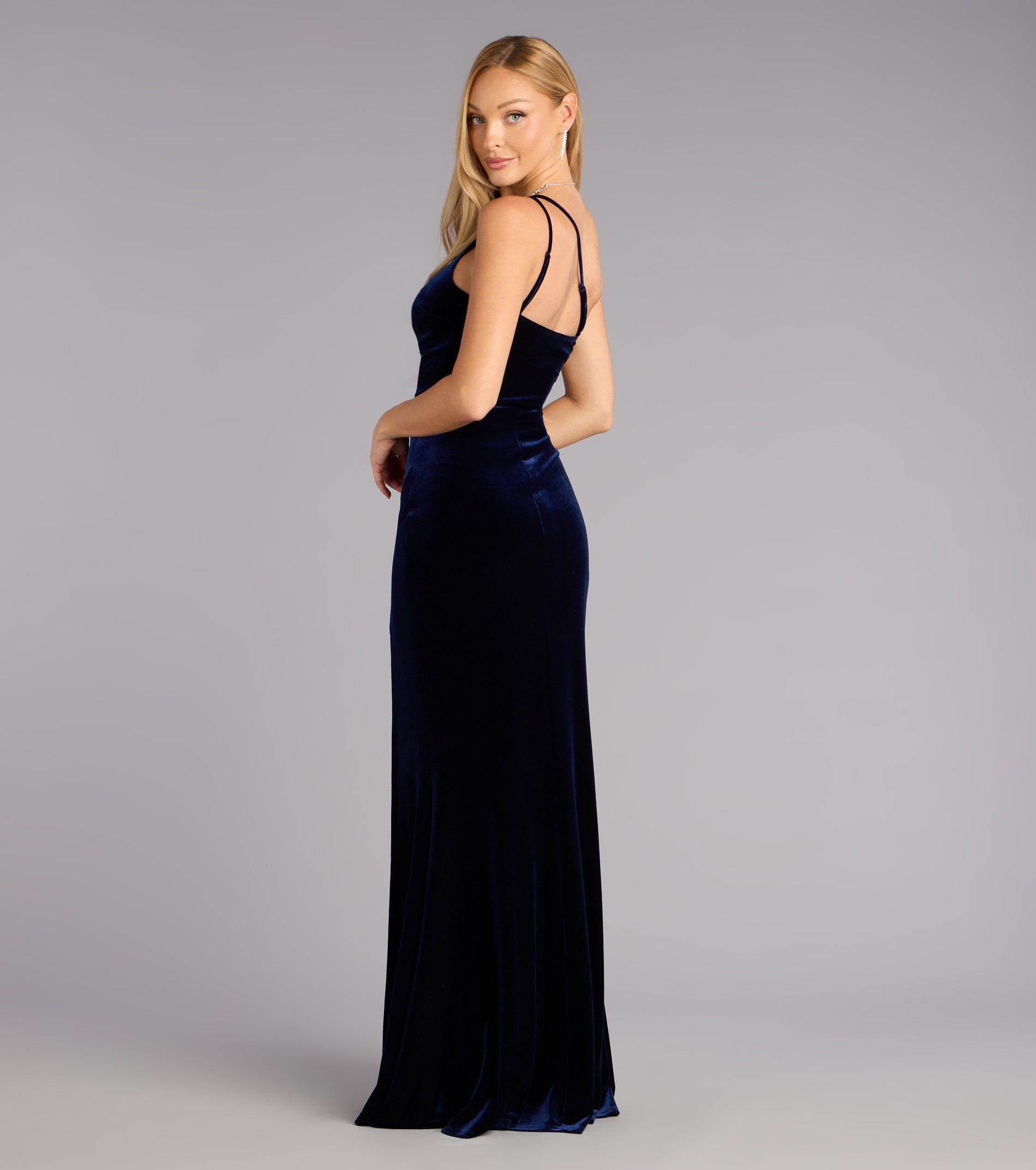 Kenley Velvet One-Shoulder Mermaid Formal Dress - Image 2