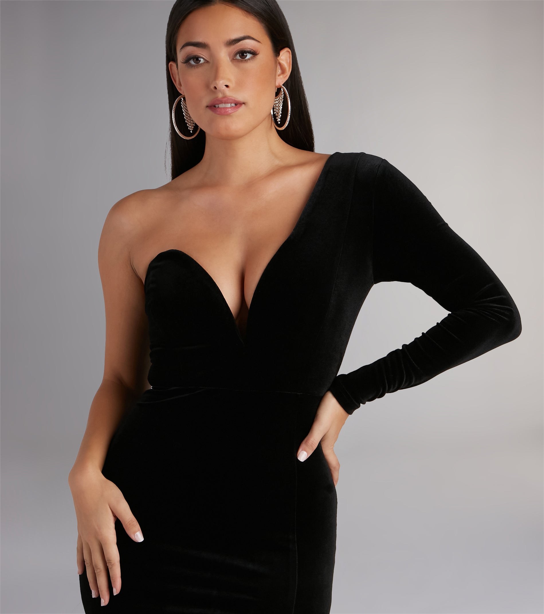 Cheyenne Formal One-Shoulder Velvet Dress - Image 8