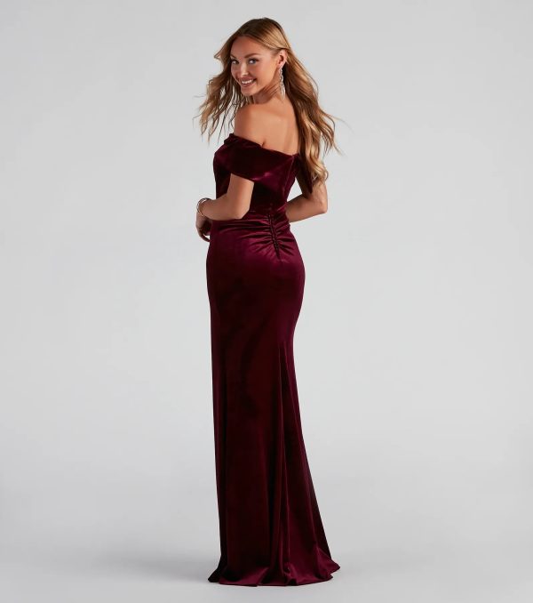 Olivia Formal Velvet Off-The-Shoulder Dress - Image 10