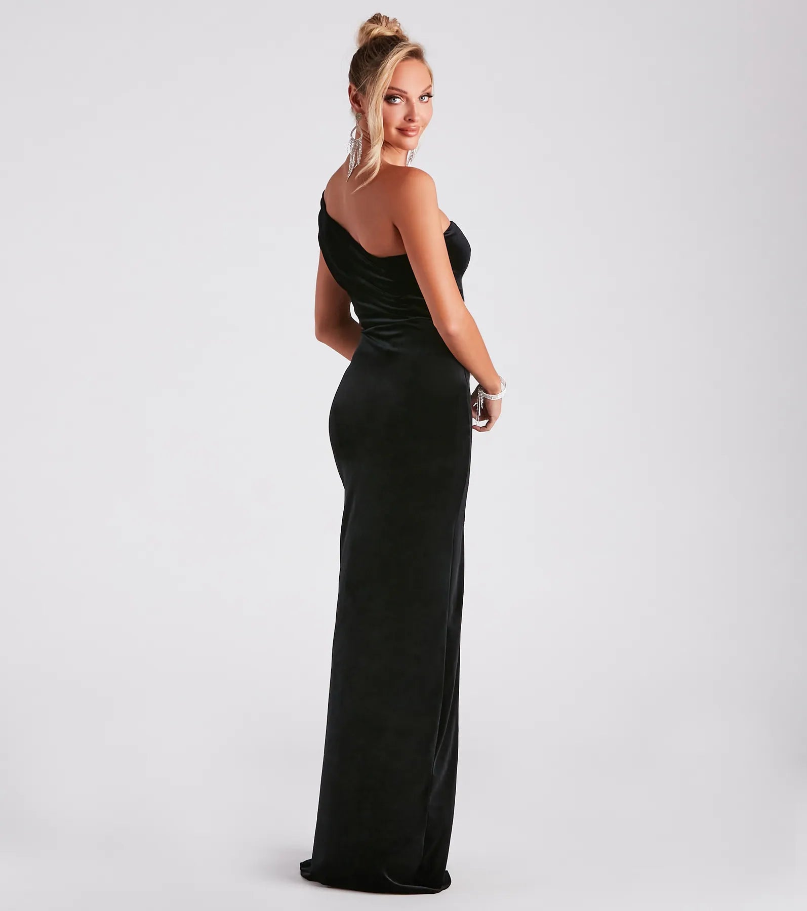 Katlynn Formal Velvet Long Dress - Image 2