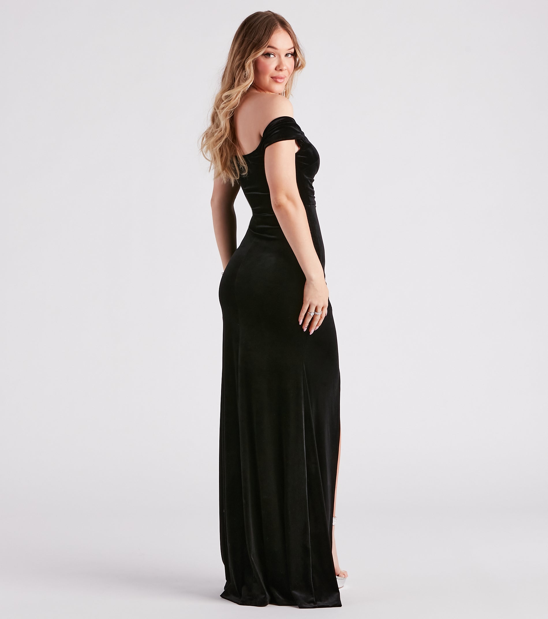 Georgina Formal Velvet Long Dress - Image 6