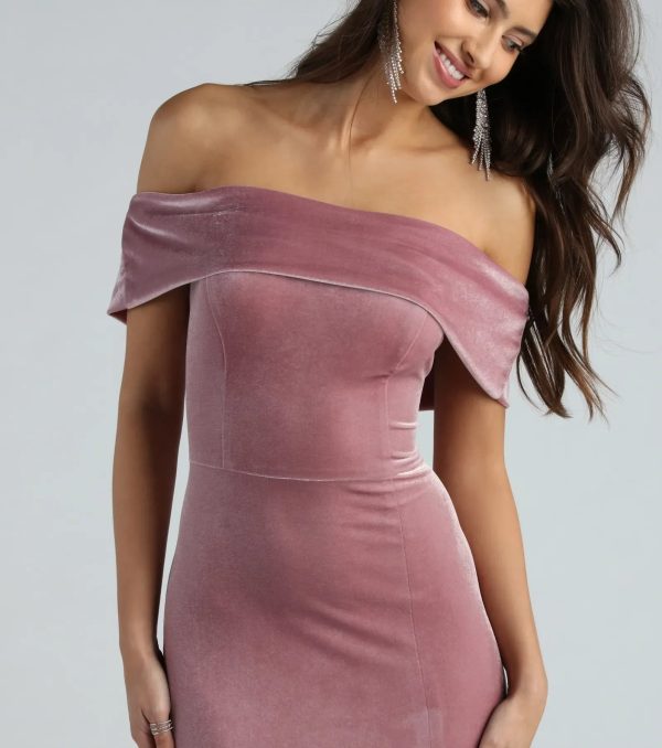 Jane Formal Velvet Off-The-Shoulder Dress - Image 4