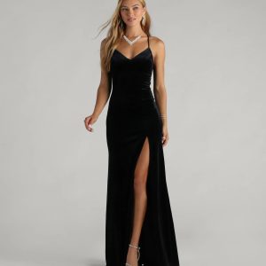 Jaymie Formal Velvet Lace Back Mermaid Dress