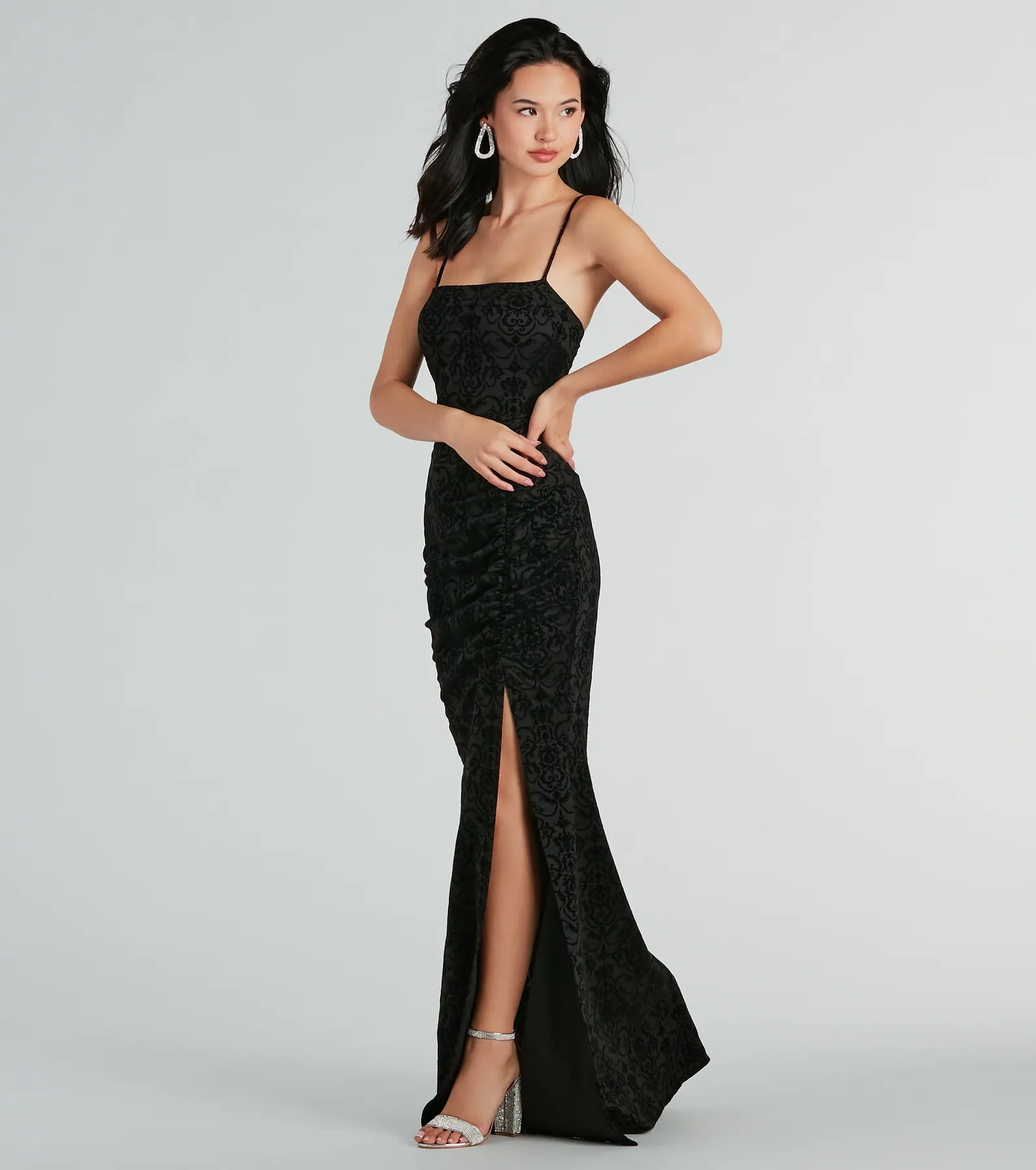 Eve Formal Velvet Scroll Mermaid Long Dress - Image 3