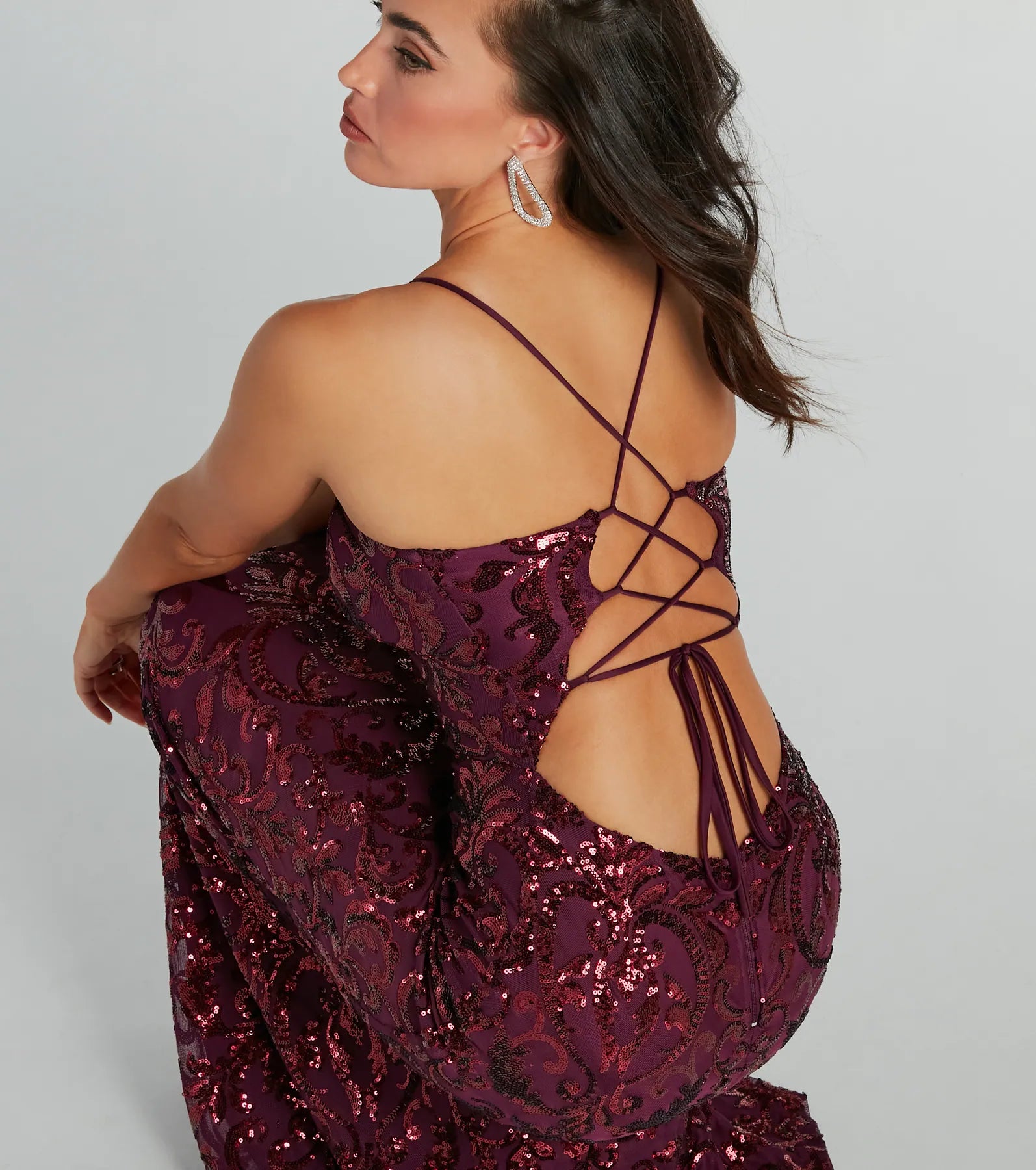 Bethanie Formal Sequin V-Neck Mermaid Dress - Image 13