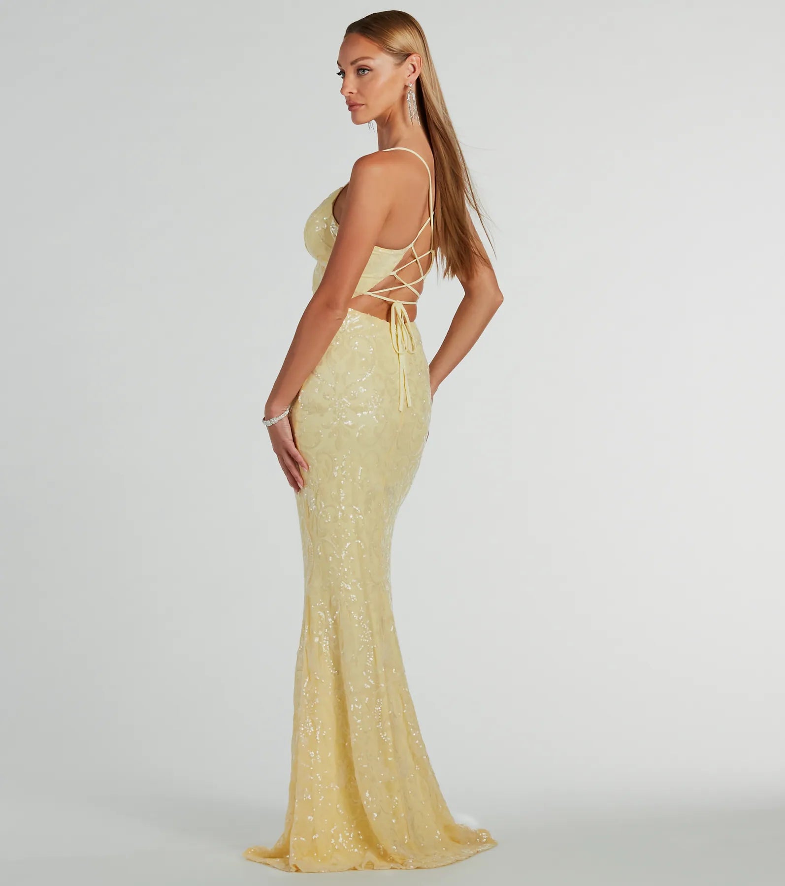 Bethanie Formal Sequin V-Neck Mermaid Dress - Image 15