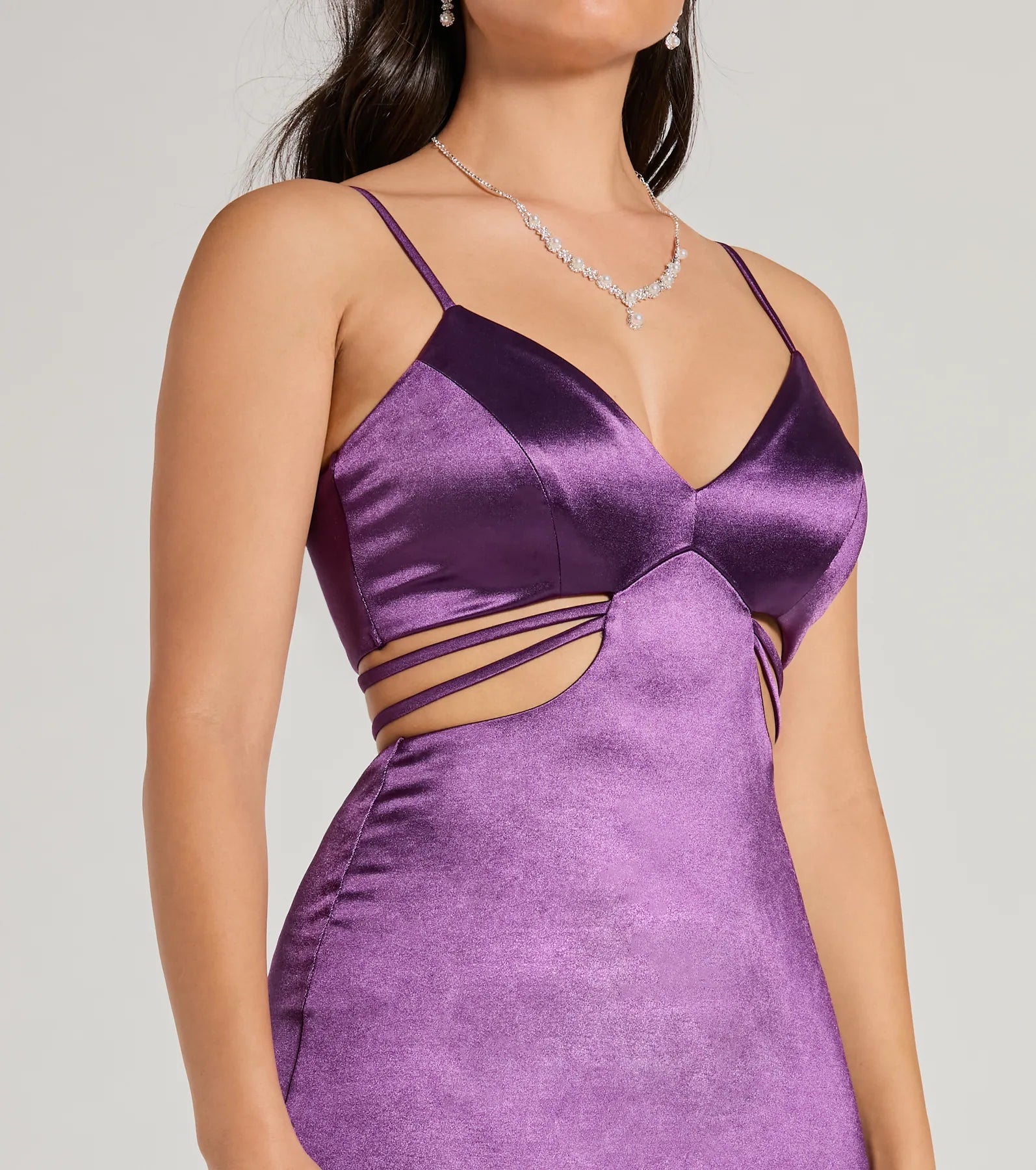 Pricilla V-Neck Strappy Mermaid Satin Formal Dress - Image 3