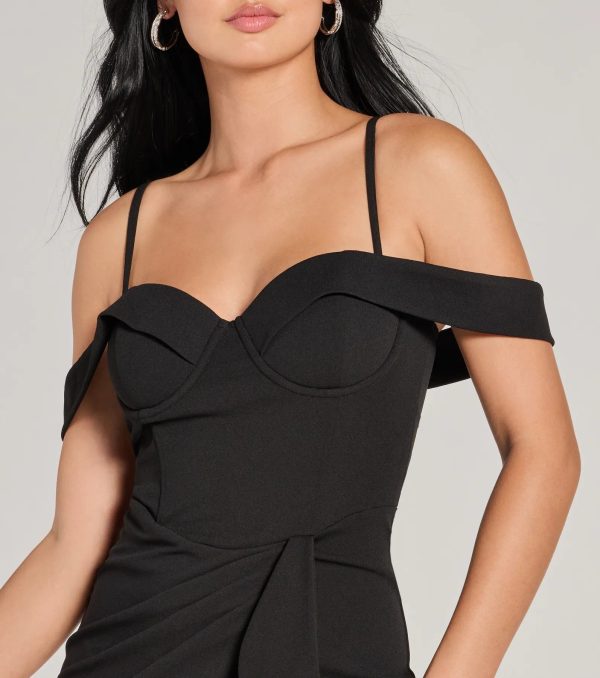 Bridget Off-The-Shoulder Slim Crepe Formal Dress - Image 3