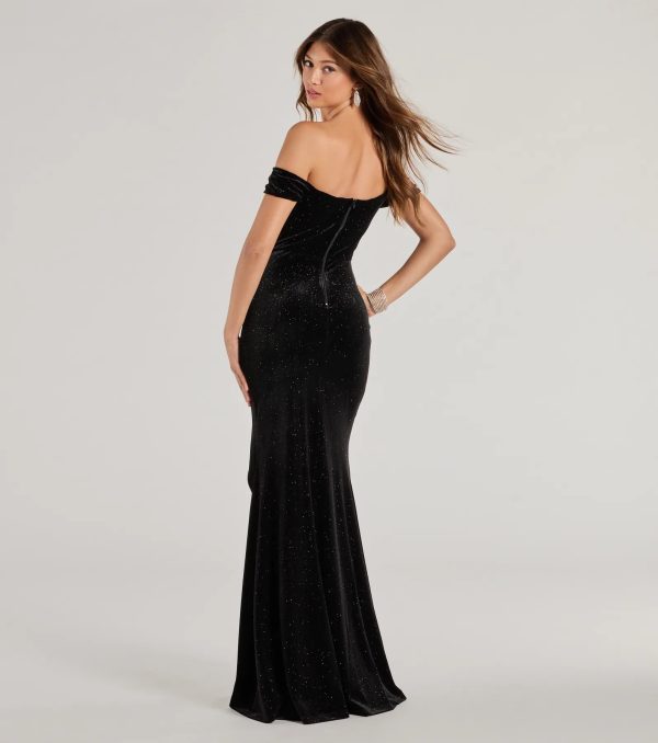 Alayna Velvet Off-The-Shoulder Mermaid Dress - Image 6