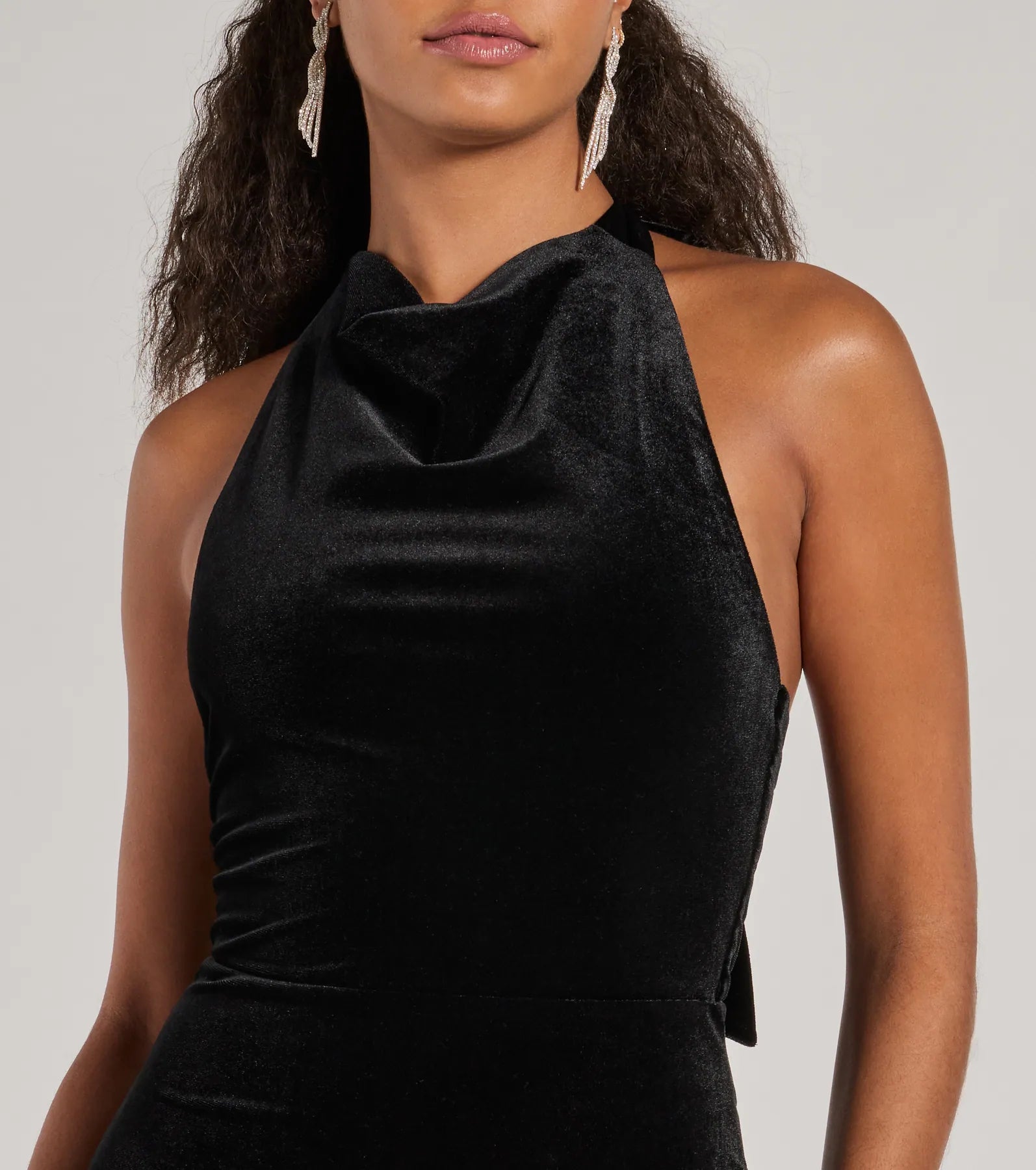 Nara Long Velvet Halter Mermaid Dress - Image 3