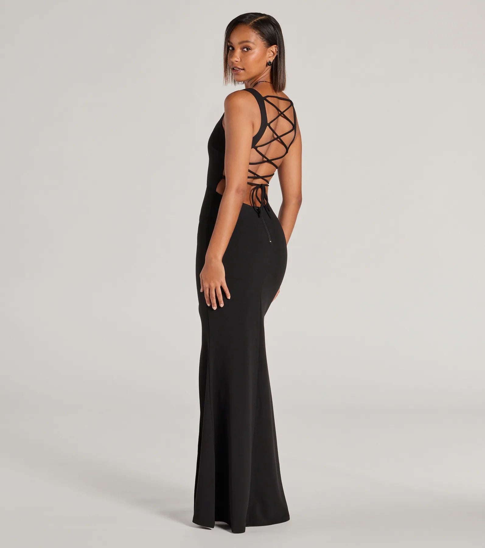 Everley Lace-Up Slit Mermaid Crepe Formal Dress - Image 2