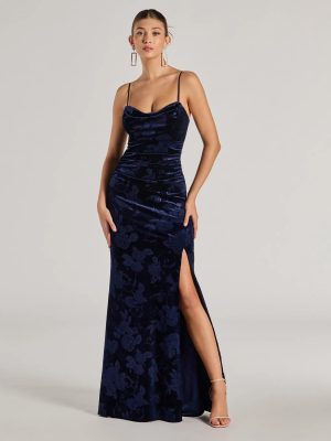 Anisa Sleeveless Floral Velvet Mermaid Dress