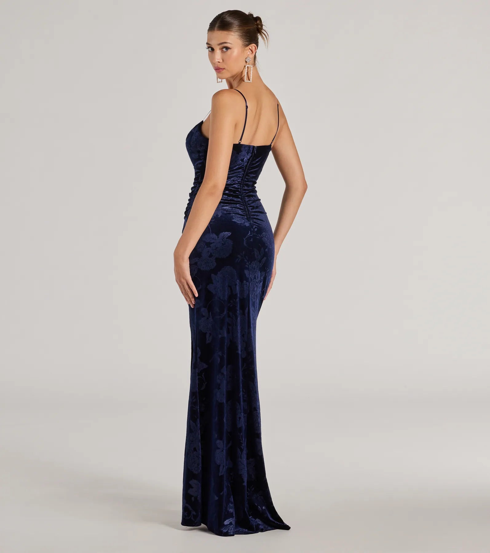 Anisa Sleeveless Floral Velvet Mermaid Dress - Image 2