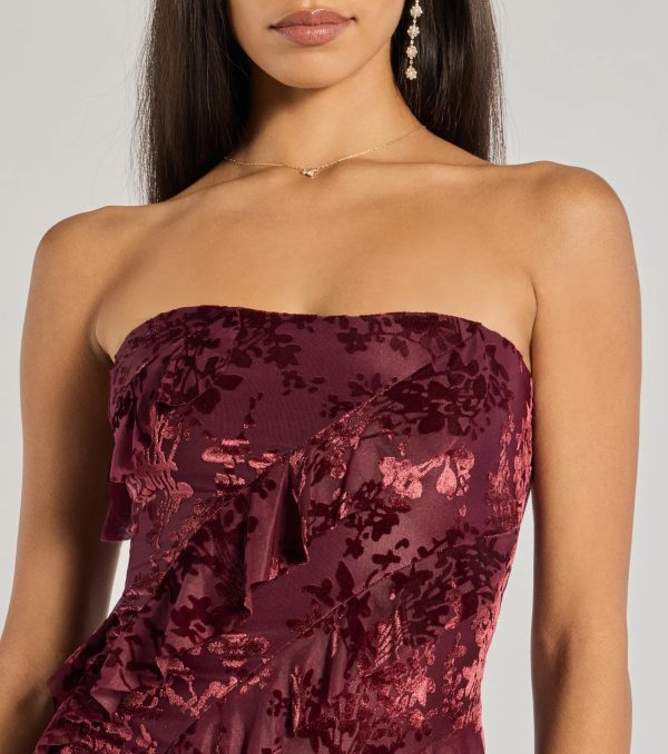 Brie Strapless Ruffled Slit Column Dress - Image 9