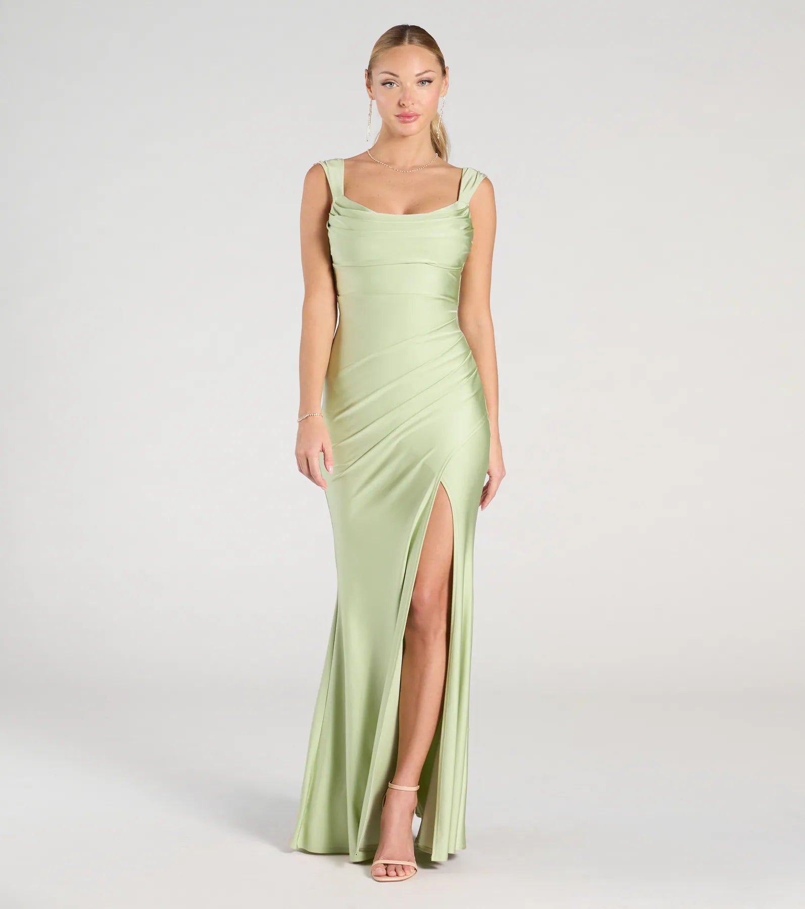 Kaitlin Low Back Slit Mermaid Formal Dress - Image 5