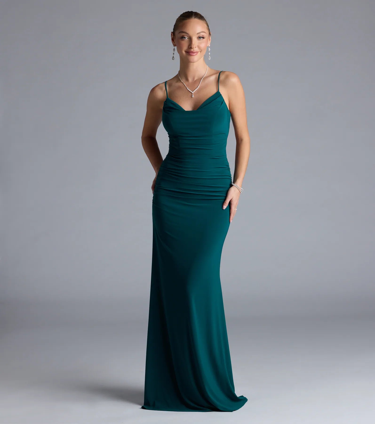 Edna Open Back Mermaid Formal Dress - Image 5