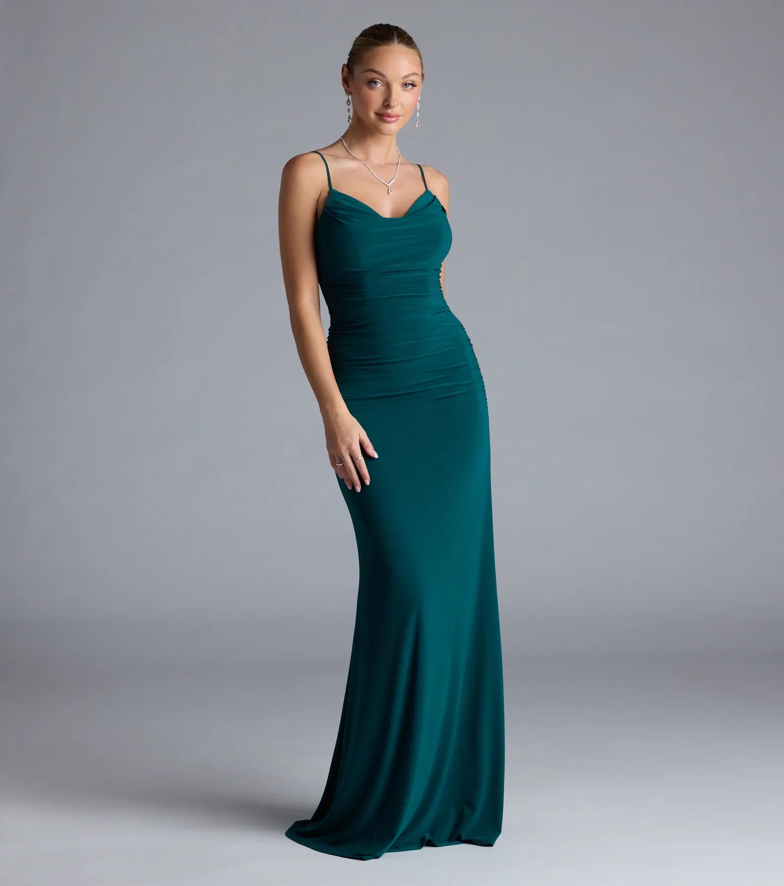 Edna Open Back Mermaid Formal Dress - Image 8