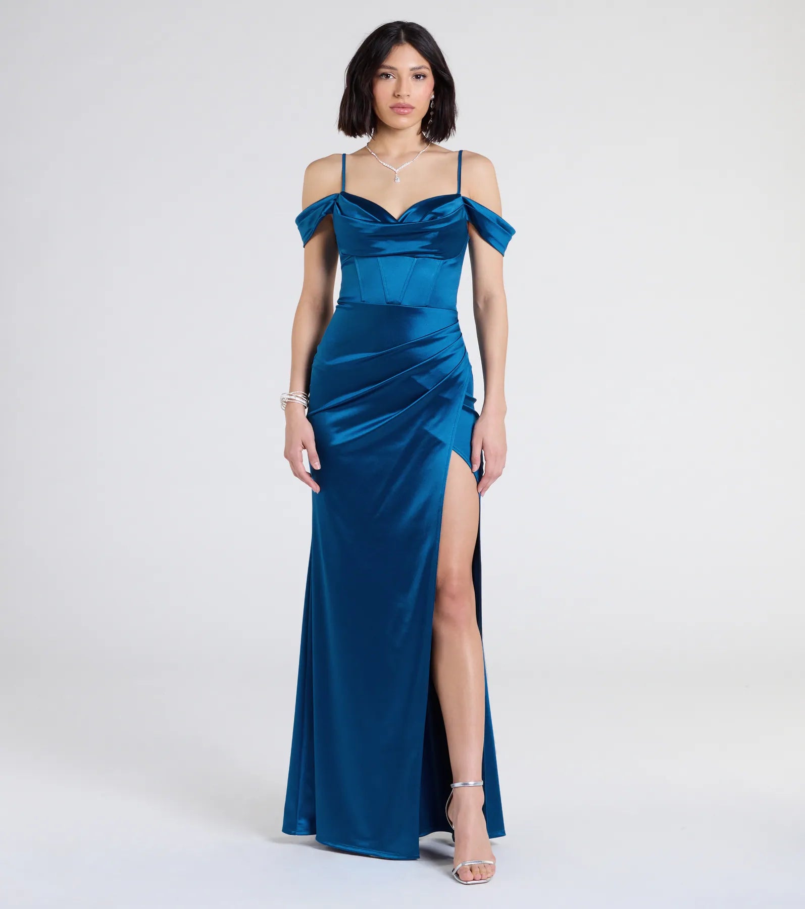 Trista Cold Shoulder Slit Satin Formal Dress - Image 5