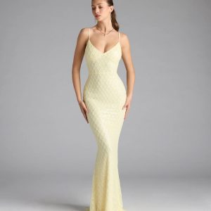 Kaylie V-Neck Bodycon Sequin Bead Formal Dress