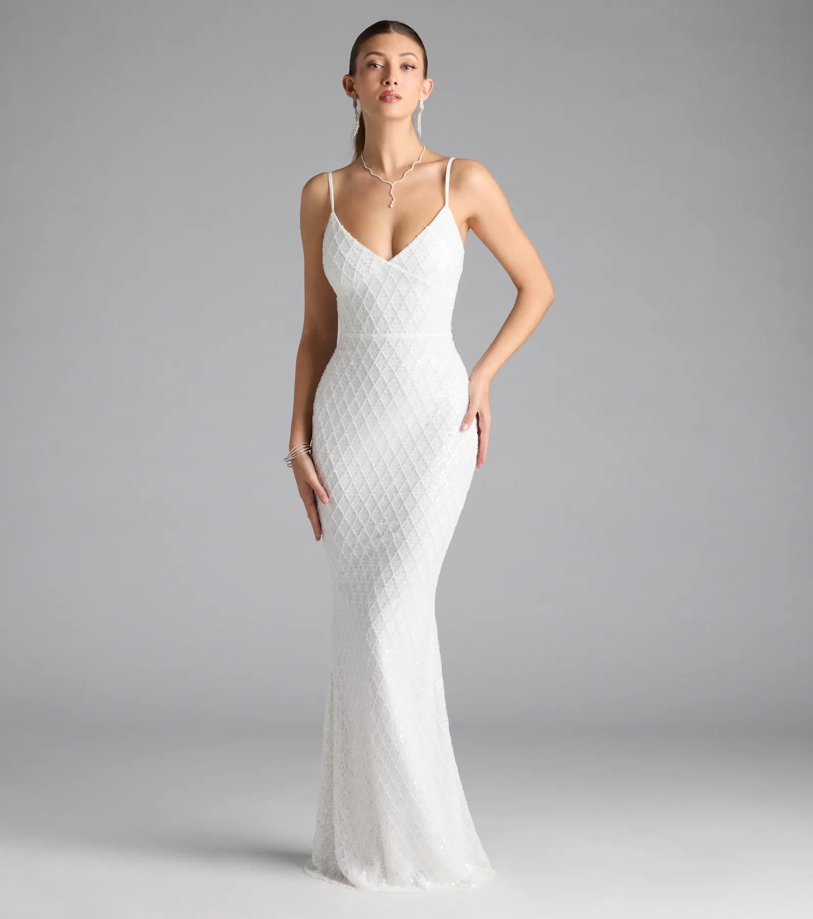Kaylie V-Neck Bodycon Sequin Bead Formal Dress - Image 5