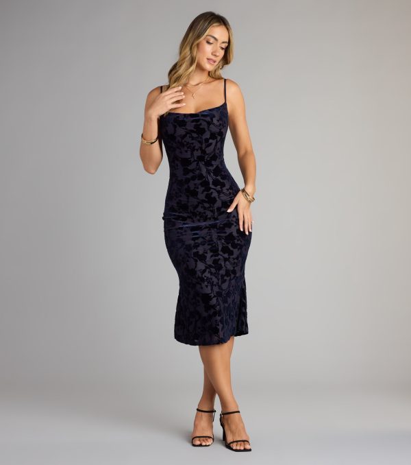 Oh-So-Chic Floral Velvet Burnout Midi Dress - Image 6