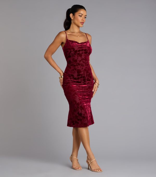 Oh-So-Chic Floral Velvet Burnout Midi Dress - Image 13