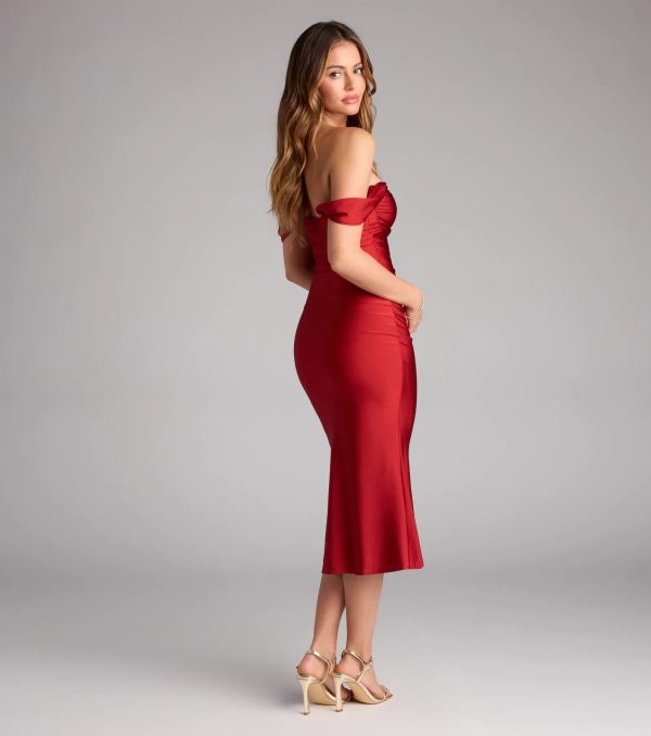 Exceptional Off-The-Shoulder Flared Midi Dress - Image 30