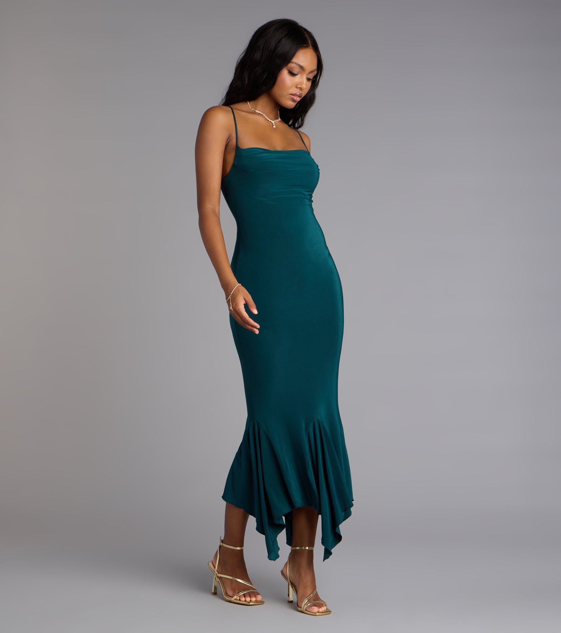 Stunning Silhouette Bodycon Midi Dress - Image 8
