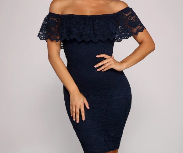 Stunner In Lace Midi Dress - Image 8