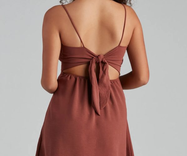 Weekend Vacay Satin Ruched Tie-Back Dress - Image 3