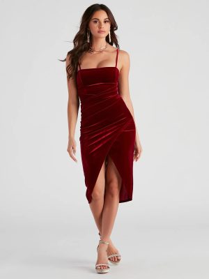 Posh Party Pleated Velvet Midi Dress