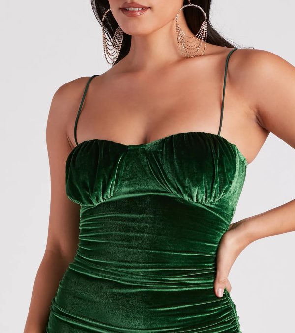 Main Character Vibes Velvet Dress - Image 4