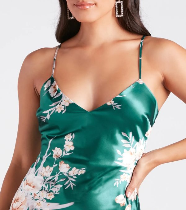 Gorgeous And Chic Floral Satin Midi Dress - Image 4