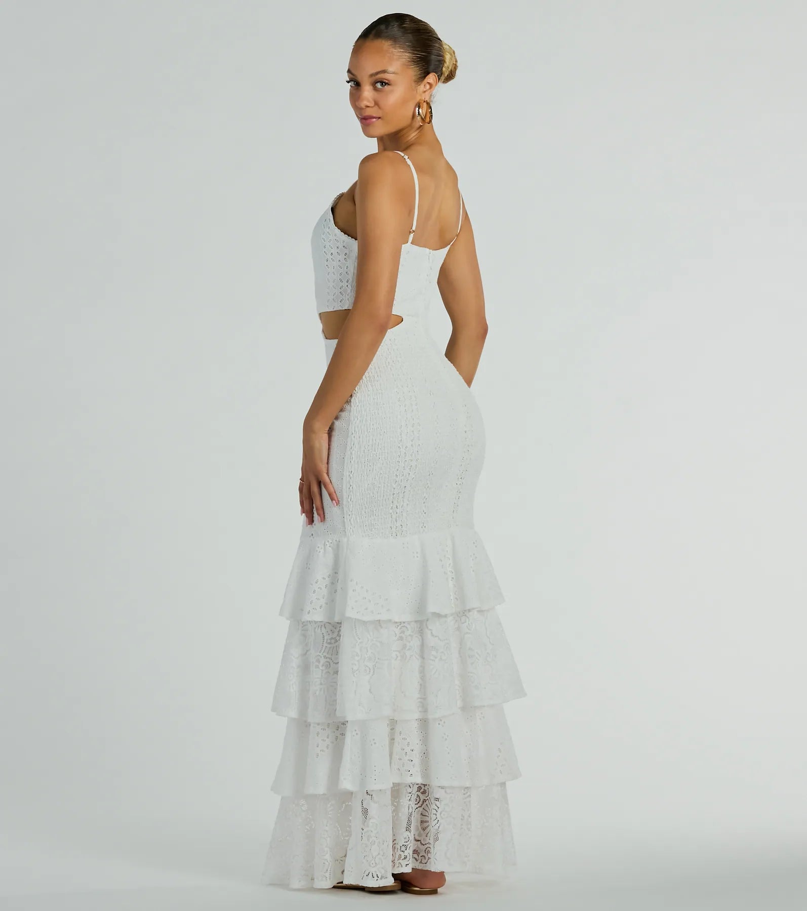 Free Flowing Cutie V-Neck Ruffle Eyelet Maxi Dress - Image 2