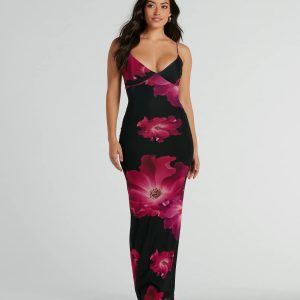 Romance That Wows Large Blossom Floral Maxi Dress