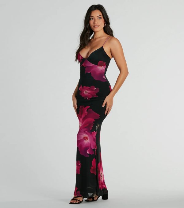 Romance That Wows Large Blossom Floral Maxi Dress - Image 4