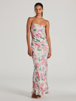 Boho Aesthetic Strapless Tie Back Paisley Maxi Dress