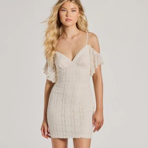 Lovely Look Cold Shoulder Bodycon Lace Mini Dress