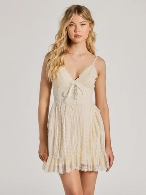 Love Of Details V-Neck Lace-Up Skater Dress