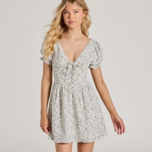 Darling Babe Floral Woven Puff Sleeve Skater Dress