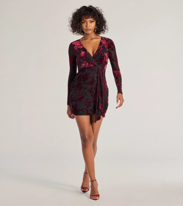 Vision In Velvet Pattern V-Neck Tie Mini Dress - Image 7