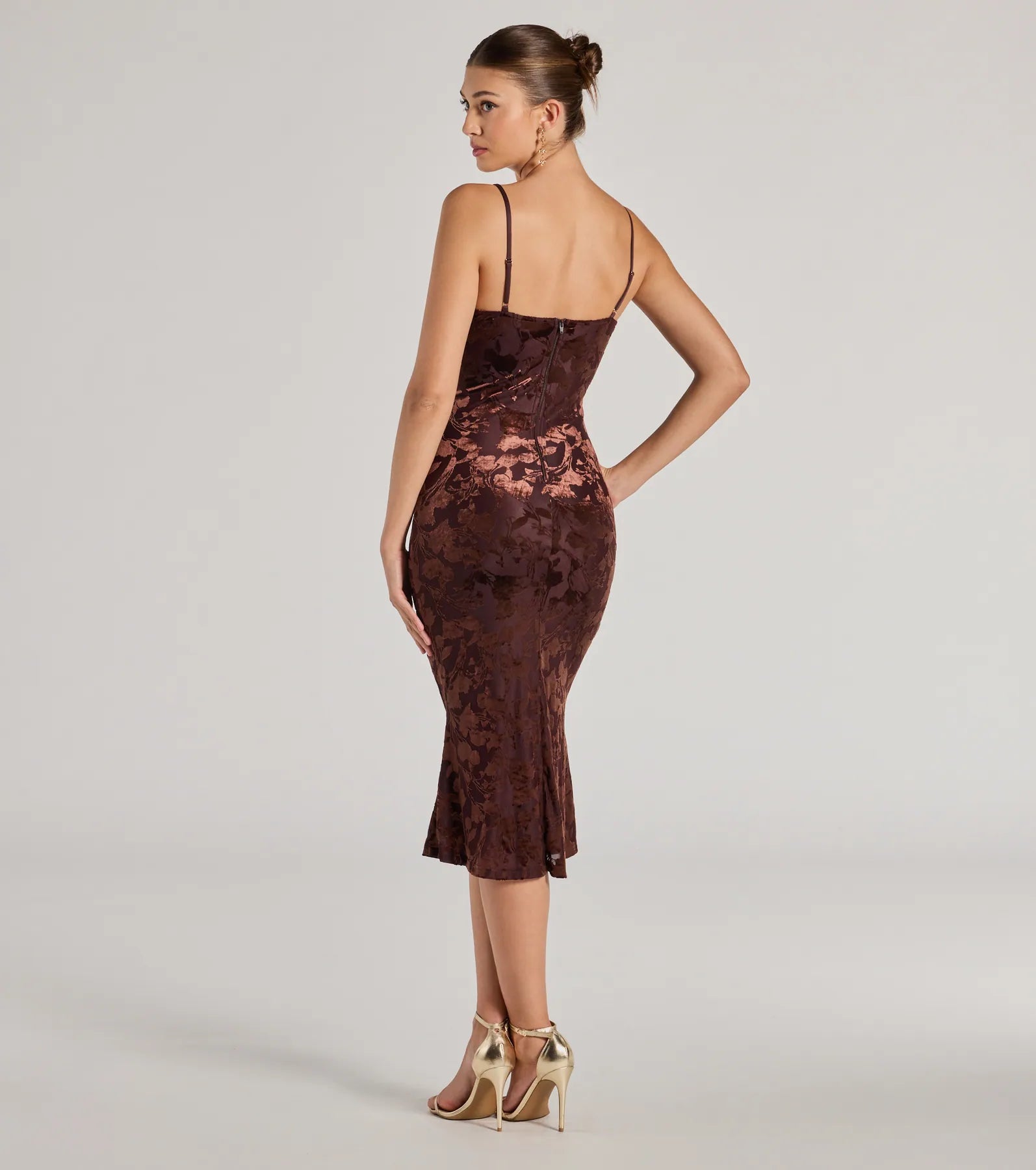 Oh-So-Chic Floral Velvet Burnout Midi Dress - Image 2